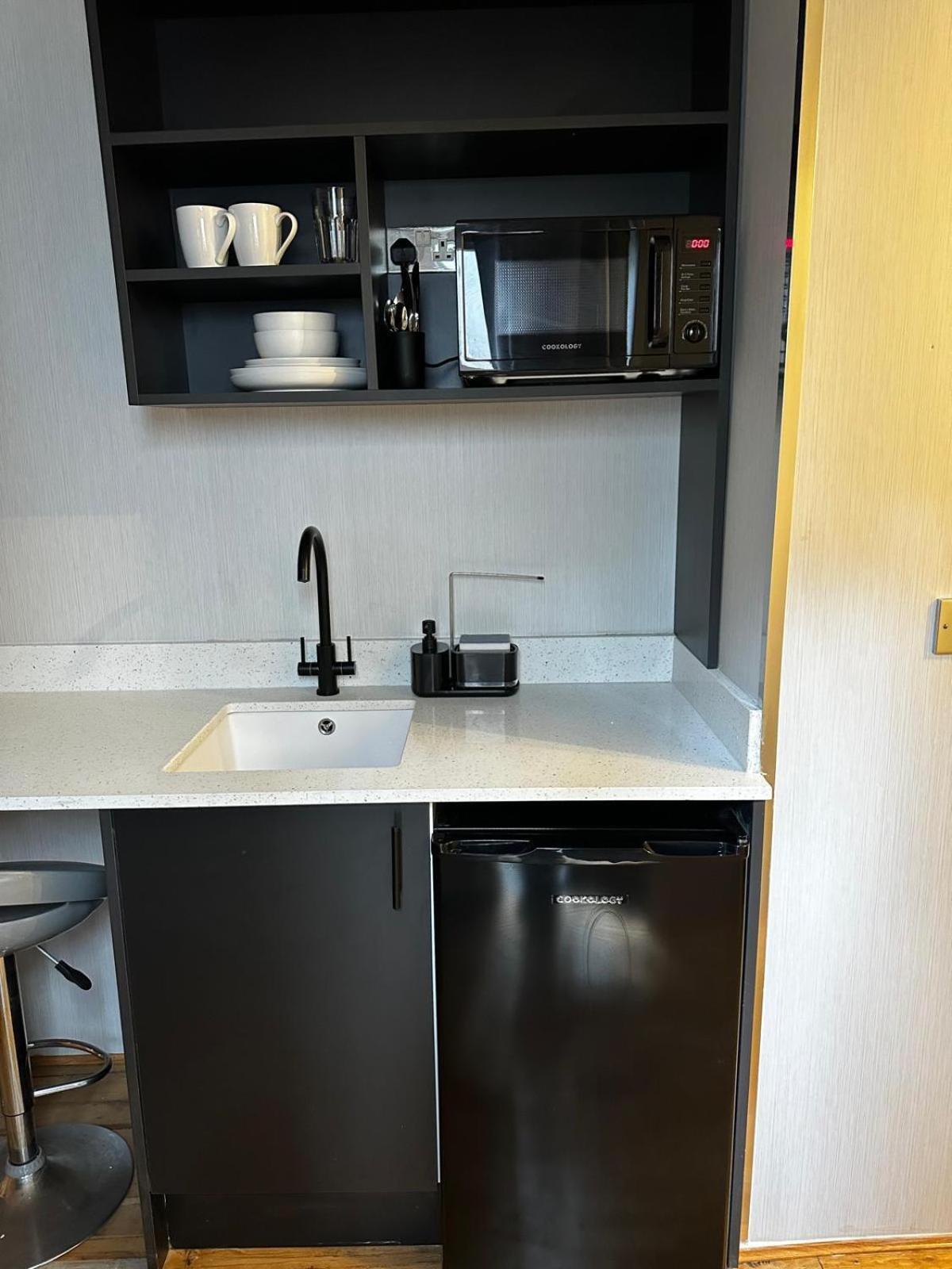 Fb1-Spacious Basement Studio Flat Fits 2- Near Hyde Park Londen Buitenkant foto